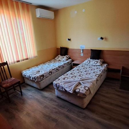 Hotel Toni Bukovlak Kültér fotó